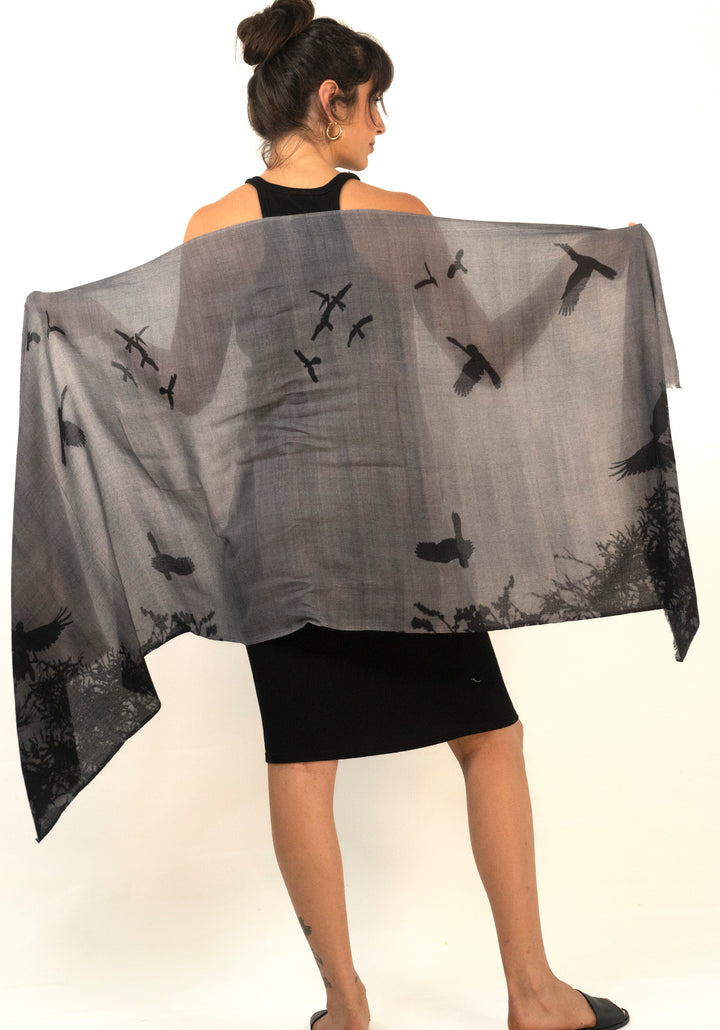 BLACK COCKATOOS' WOOL & SILK SCARF